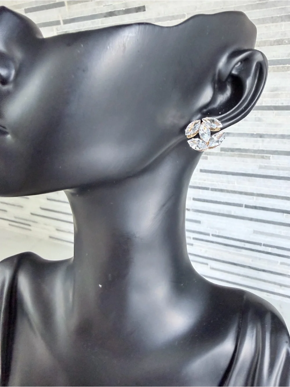 Chanel Gold-Setting Clear Marquise Crystal Cluster Earrings - Women Jewelry